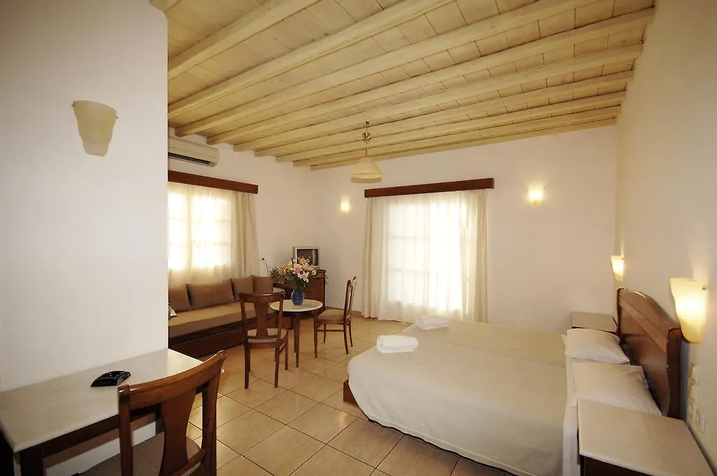 דירה Agios Ioannis Diakoftis Petinaros Beach Studios